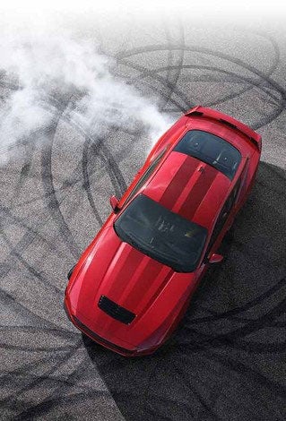 Overhead view of a 2024 Ford Mustang® model with tire tracks on pavement | Pierre Ford of Hermiston in Hermiston OR